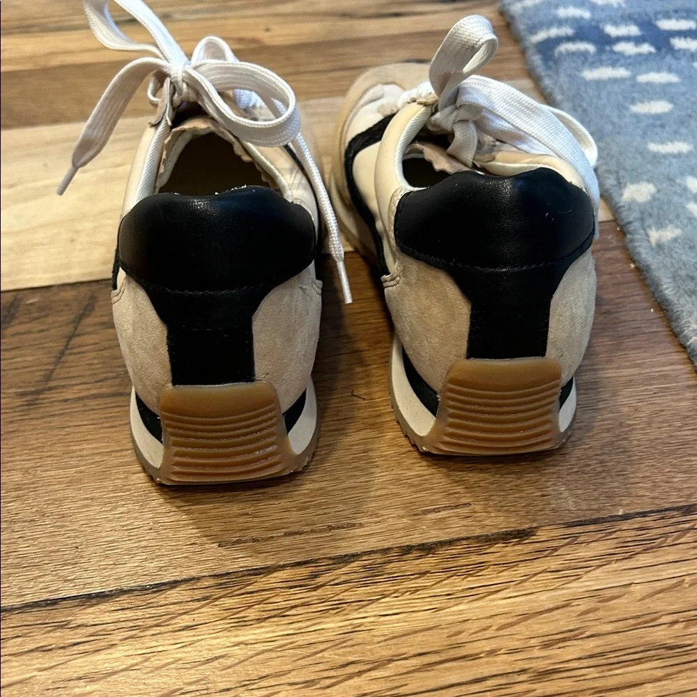 Dolce Vita Beige and Black Athletic Shoes
